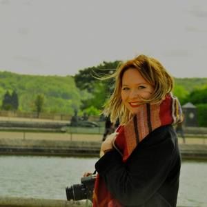 Meet your Posher, Gabriela